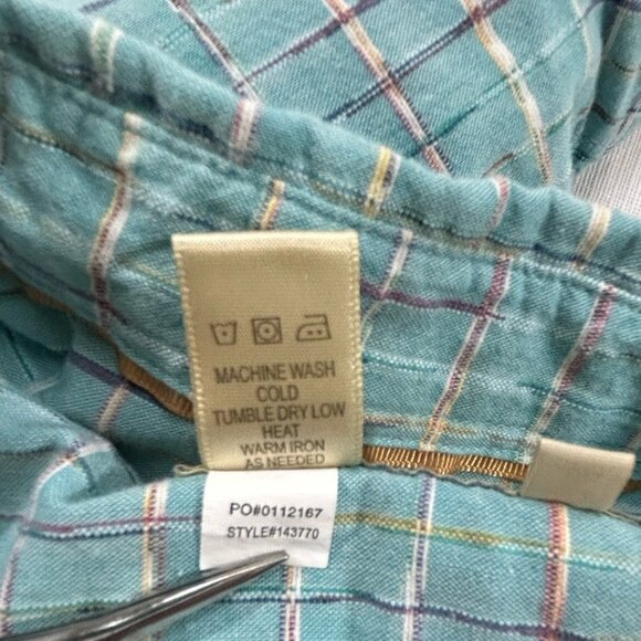Territory Ahead Sz L Teal Green Geometric Print Short Sleeve Button Front Shirt - Picture 9 of 10